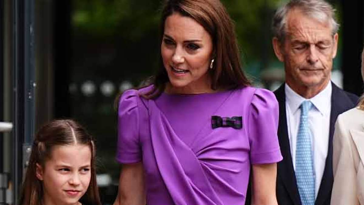 alert-–-kate-middleton-is-greeted-with-a-standing-ovation-as-she-heads-into-royal-box-at-wimbledon