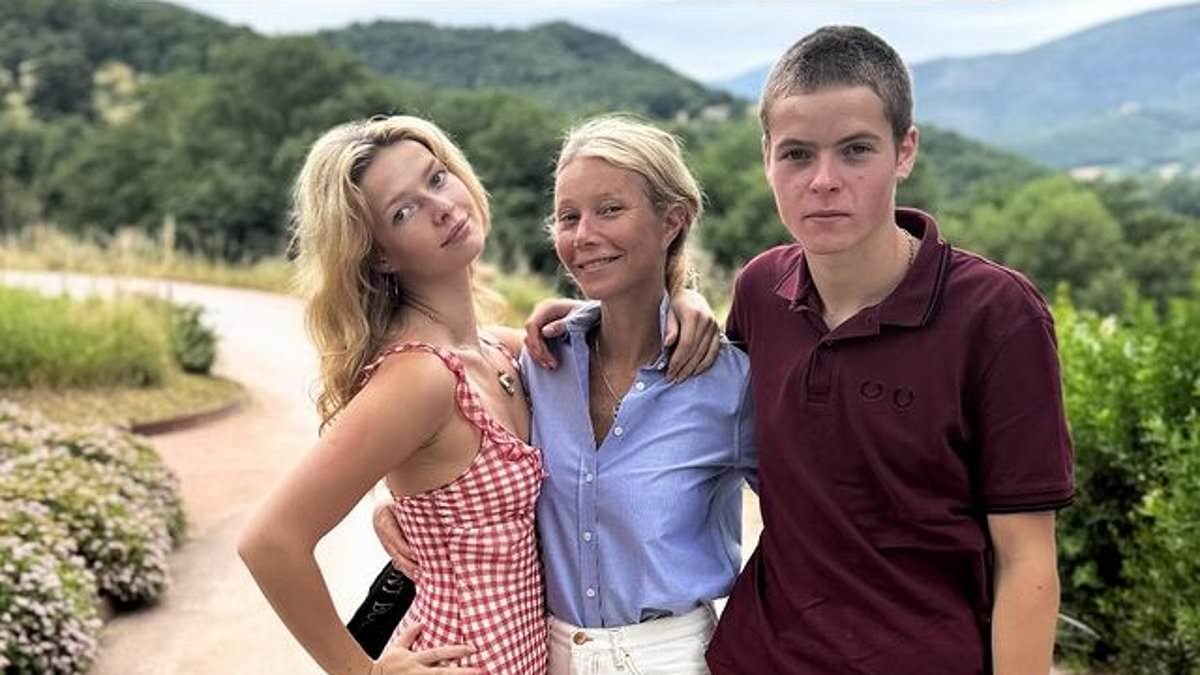 alert-–-gwyneth-paltrow-shares-rare-photo-with-kids-apple,-20,-and-moses,-18,-as-she-admits-to-worrying-about-them-being-a-part-of-the-‘anxious-generation’