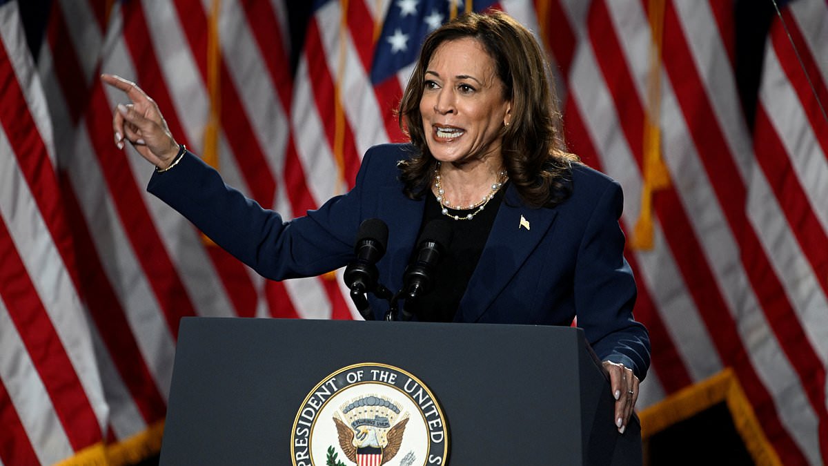 alert-–-kamala-harris-fawns-over-joe-biden-while-slamming-‘predator-and-cheater’-trump-in-first-campaign-rally-in-wisconsin-hours-after-shoring-up-democratic-nomination