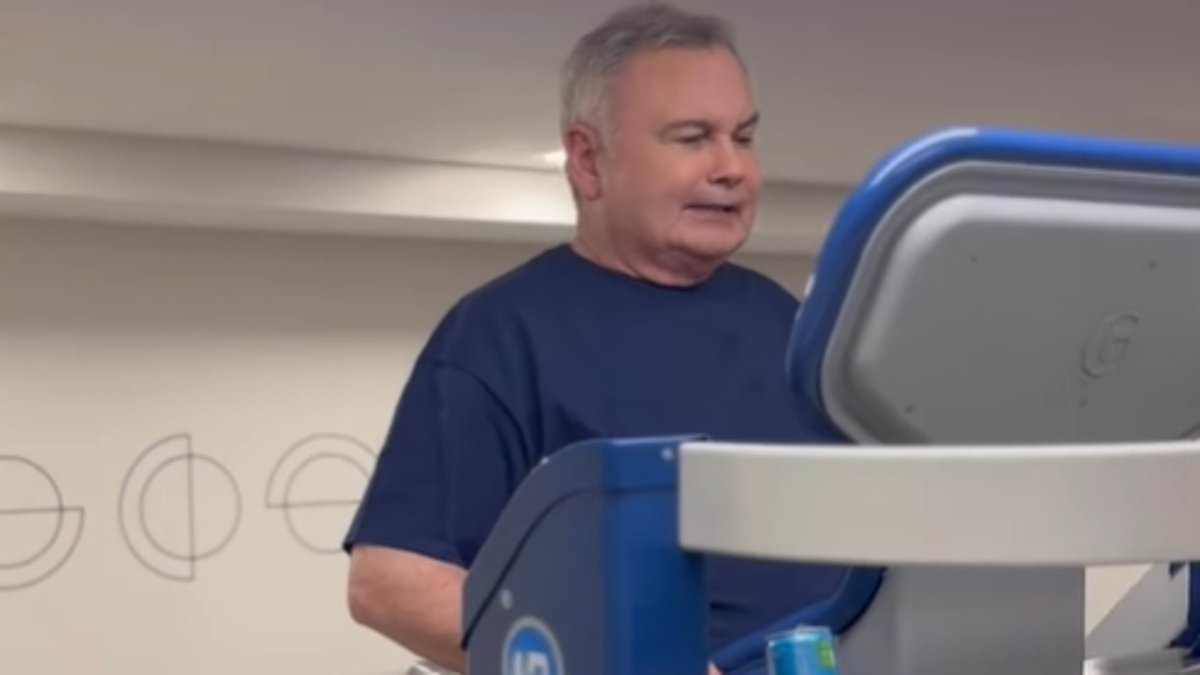 alert-–-eamonn-holmes,-64,-uses-anti-gravity-treadmill-to-aid-his-mobility-amid-crippling-health-battle