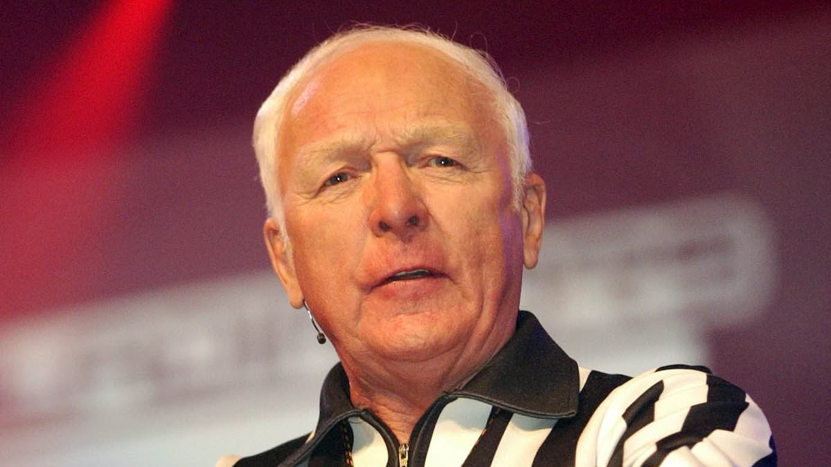 alert-–-gladiators-legend-john-anderson-dies-aged-92-as-tributes-pour-in-for-show’s-original-referee-who-will-be-‘forever-remembered’-for-iconic-catchphrase