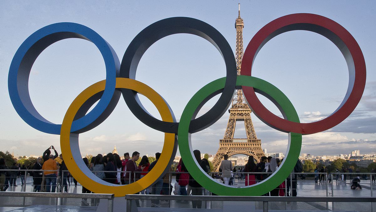 alert-–-men’s-triathlon-at-the-paris-olympics-is-postponed-because-of-seine’s-water-quality