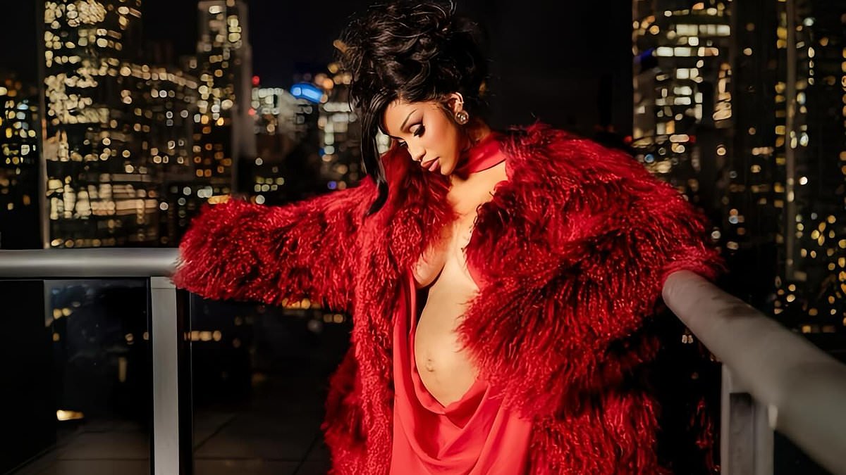 alert-–-cardi-b-is-pregnant-with-third-child:-rapper,-31,-confirms-she’s-expecting-just-as-she-files-for-divorce-from-offset-again-amid-cheating-rumors