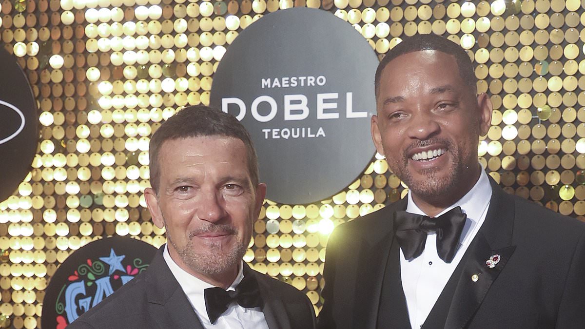 alert-–-will-smith-looks-dapper-in-a-black-tuxedo-as-he-joins-up-with-host-antonio-banderas-at-the-2024-starlite-gala-in-spain