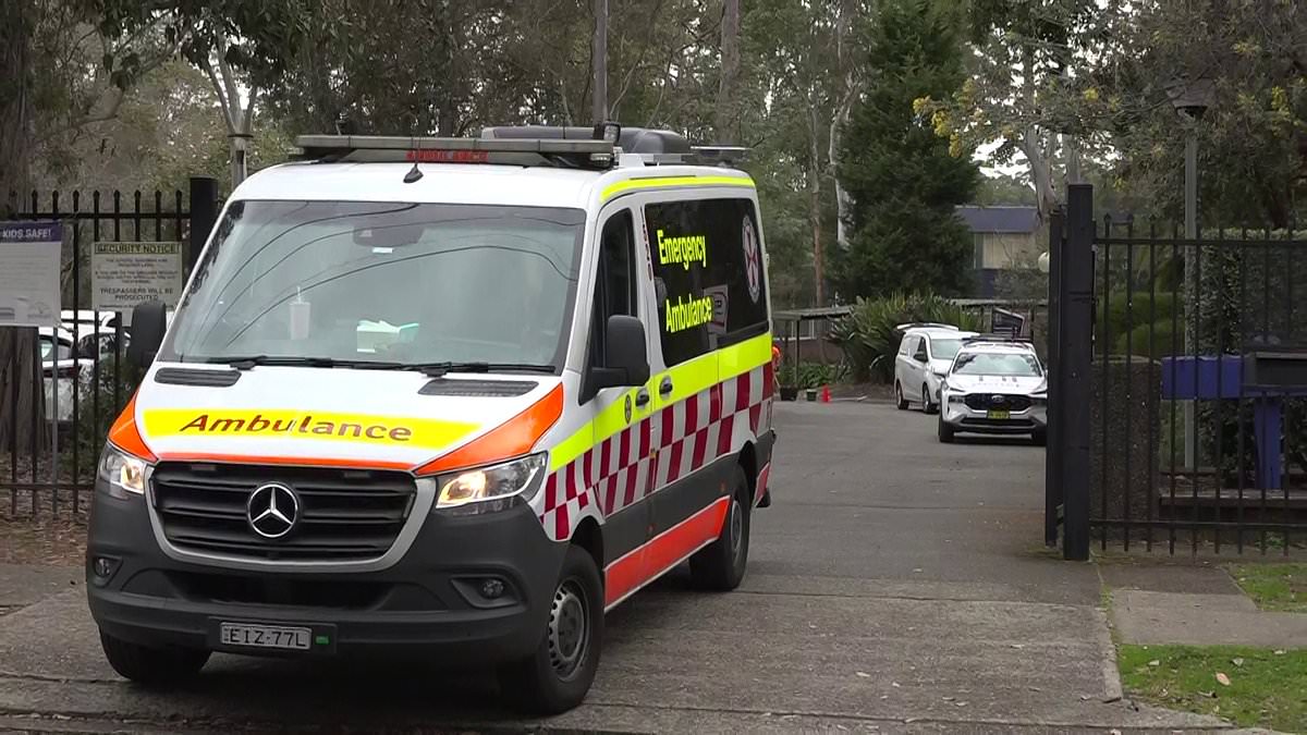 alert-–-pennant-hills-high-school:-emergency-services-rush-to-school-after-incident