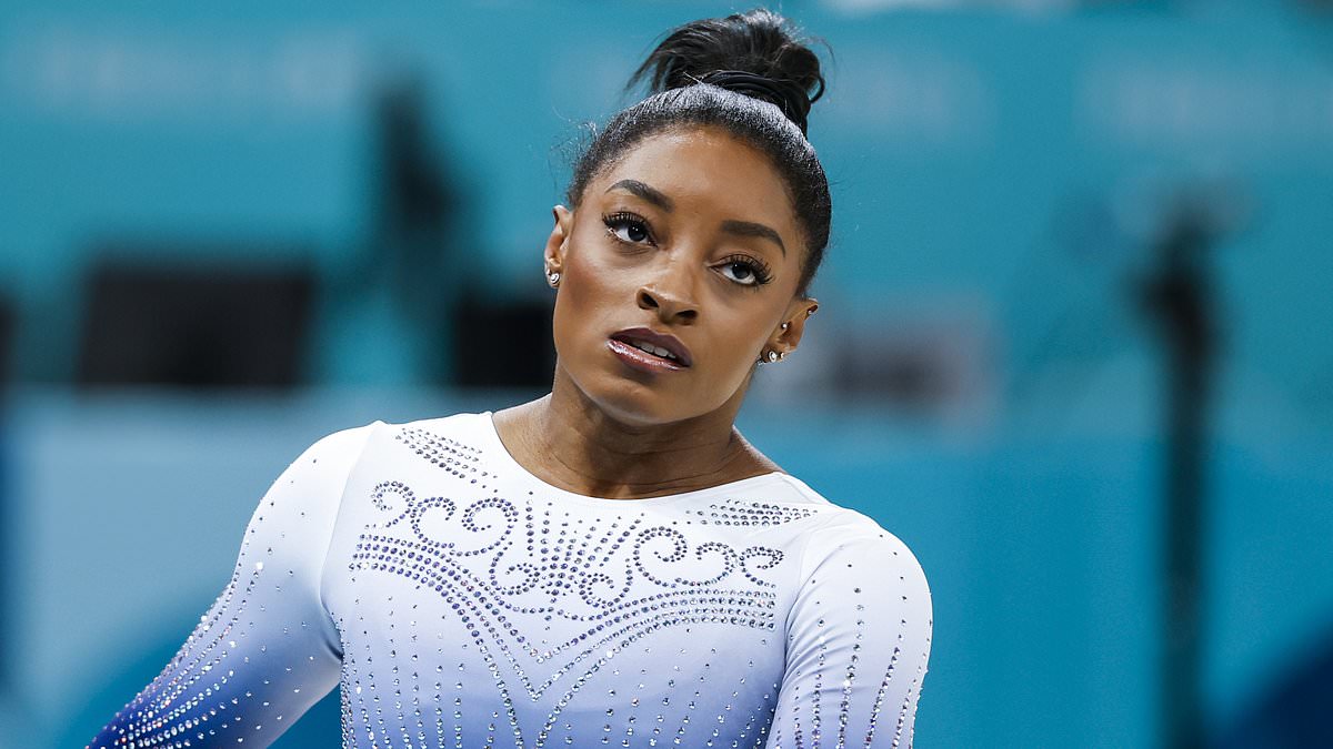 alert-–-simone-biles-appears-to-hit-out-at-olympics-crowd-after-falling-off-beam-–-as-teammate-suni-lee-blames-‘tense’-atmosphere-in-paris