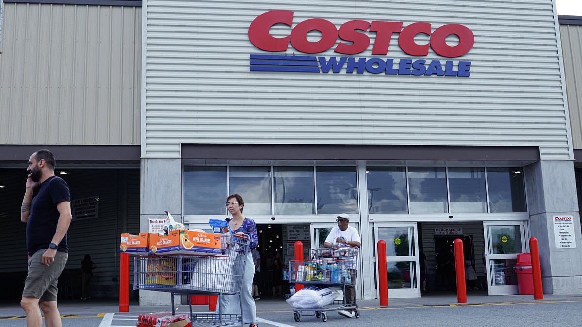 alert-–-costco’s-controversial-crackdown-on-membership-is-aggressively-rolling-out-to-more-stores