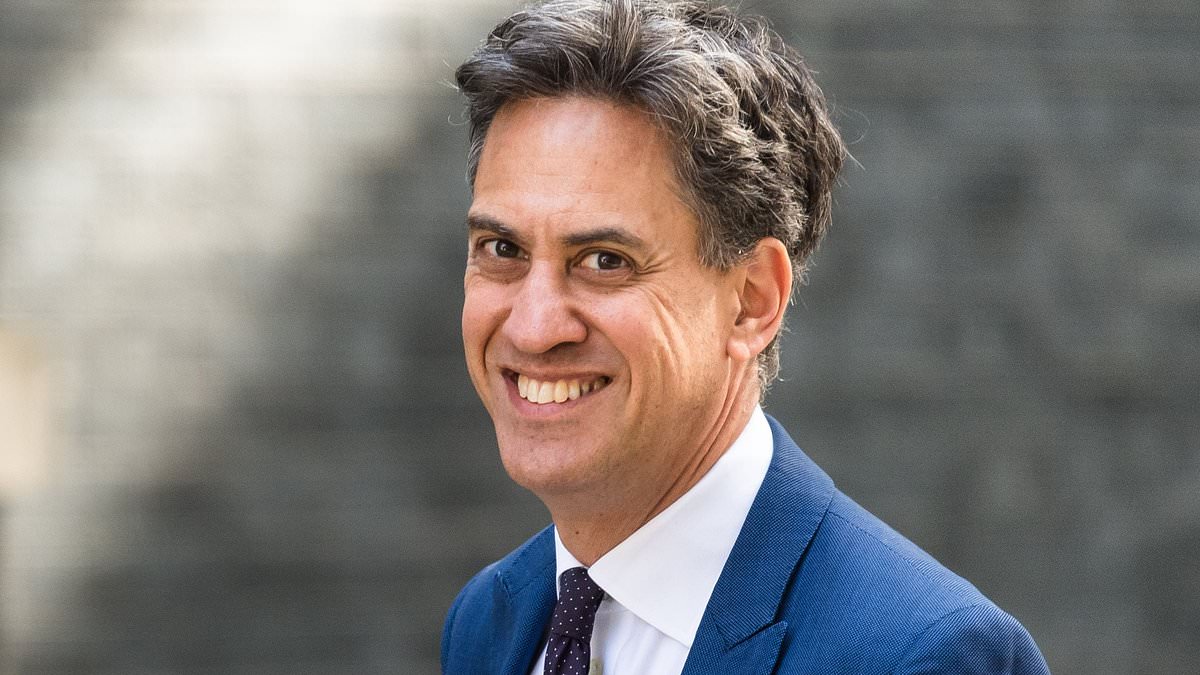 alert-–-ed-miliband-gives-green-light-for-wind-turbines-twice-as-tall-as-big-ben-to-be-built-on-hills-and-fields