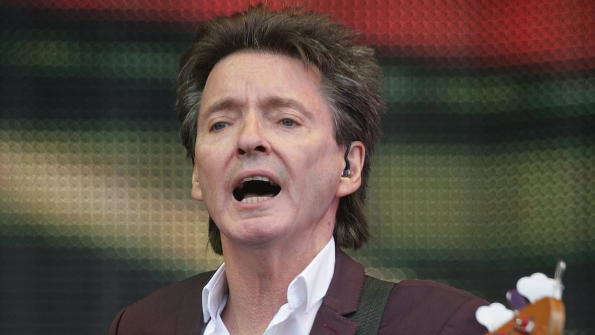 alert-–-the-jam’s-bruce-foxton,-68,-is-forced-to-quit-the-band-due-to-health-reasons-as-he-shares-heartbreaking-statement-with-his-‘lifelong-wonderful-fans’