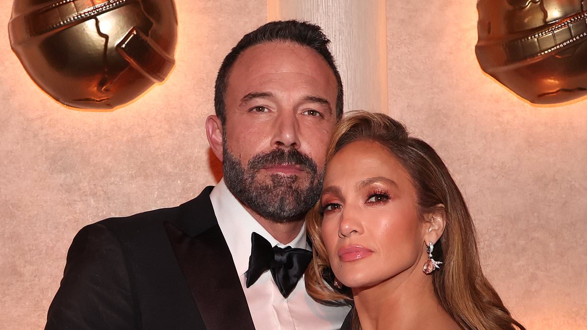 alert-–-ben-affleck-seen-for-first-time-hours-after-jennifer-lopez-filed-for-divorce-on-their-second-wedding-anniversary