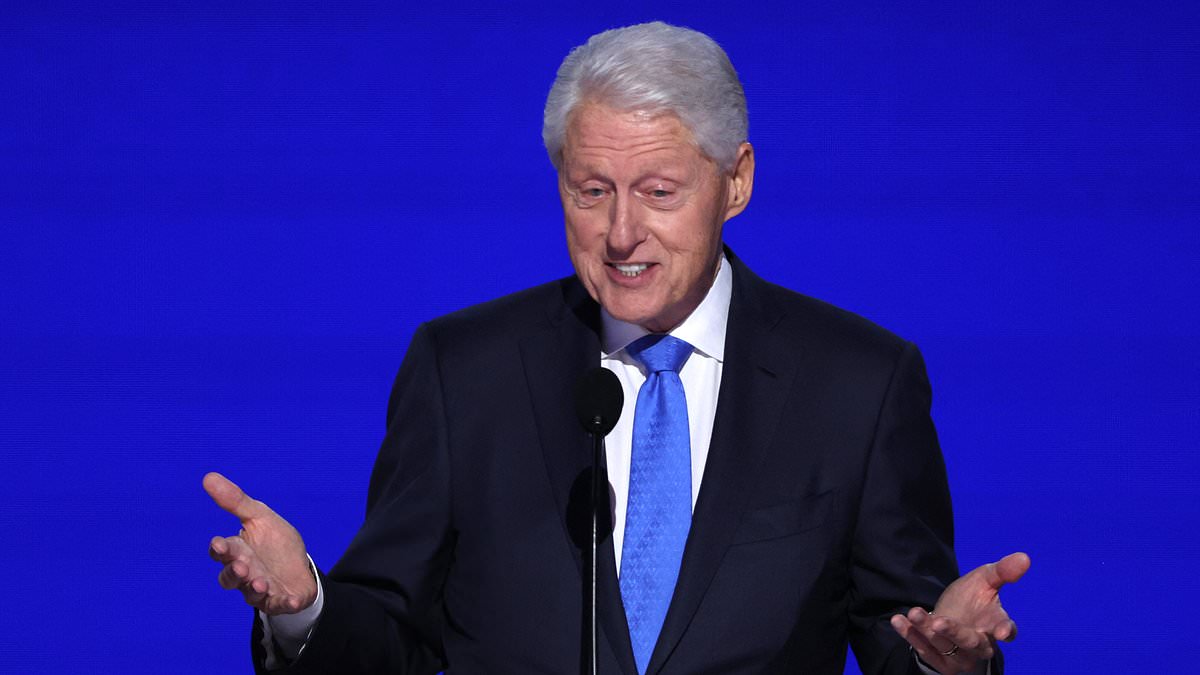 alert-–-bill-clinton,-78,-says-‘i’m-still-younger-than-trump’-in-raspy-speech…-and-makes-very-revealing-statement-about-biden-dropping-out