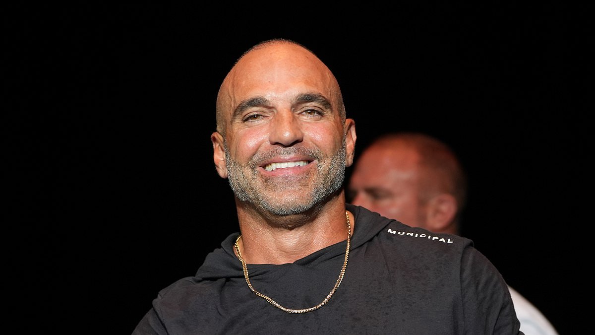 alert-–-joe-gorga’s-comedy-show-included-multiple-jabs-against-estranged-sister-teresa-giudice-and-luis-ruelas:-‘f**k-louie!’