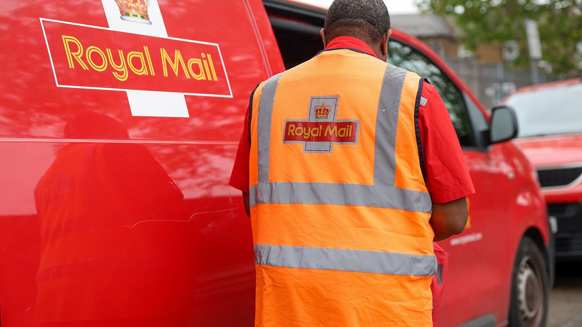 alert-–-royal-fail!-postal-workers-are-delivering-less-than-80-per-cent-of-first-class-post-on-time