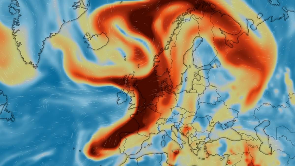 alert-–-have-you-been-affected-by-gas-cloud-filling-the-uk’s-skies?-how-spread-of-sulphur-dioxide-from-volcanic-eruption-in-iceland-can-cause-harm…-and-a-nasty-smell