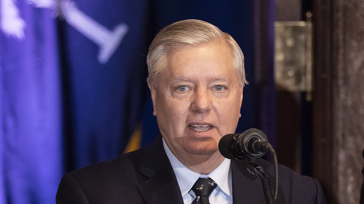 alert-–-sen.-lindsey-graham-laughs-nervously-after-being-shown-video-of-trump-sharing-his-very-honest-thoughts-about-him