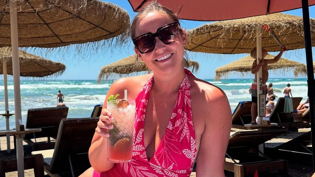 alert-–-eastenders-star-jacqueline-jossa-suffers-spanish-holiday-hell-as-‘masked-raiders-seize-20,000-jewellery-and-belongings’-–-including-engagement-ring-gift-from-husband-dan-osborne