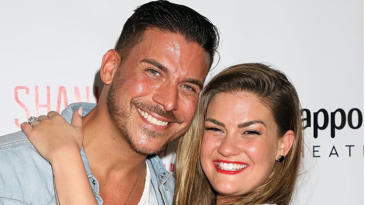 alert-–-brittany-cartwright-files-for-divorce-from-jax-taylor-–-amid-reality-star’s-stay-at-mental-health-facility