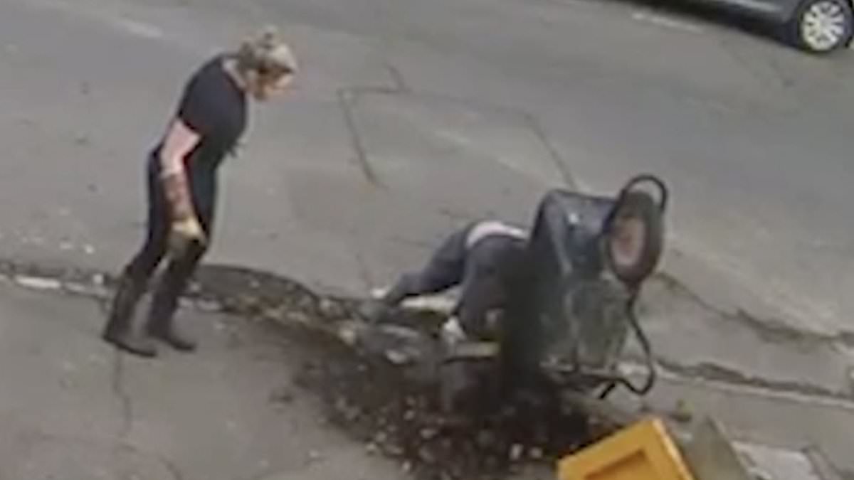 alert-–-hilarious-moment-homeowner-loses-control-of-his-wheelbarrow-and-tips-mud-all-over-himself