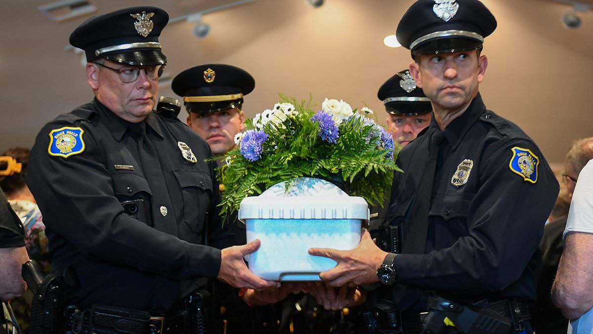 alert-–-baby-boy-with-no-family-is-buried-in-heartbreaking-ceremony,-with-his-tiny-coffin-carried-into-church-by-cops