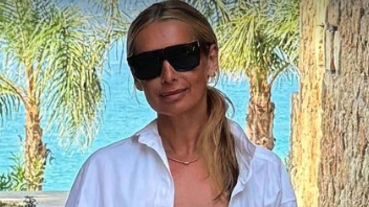 alert-–-louise-redknapp,-49,-flaunts-her-jaw-dropping-figure-in-a-busty-green-bikini-top-and-crochet-maxi-skirt-during-sun-soaked-greek-getaway