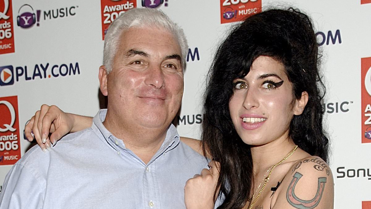 alert-–-amy-winehouse’s-father-mitch-forces-sotheby’s-to-pull-auction-of-the-late-singer’s-possessions-as-questions-remain-over-how-they-came-into-her-friends’-possession