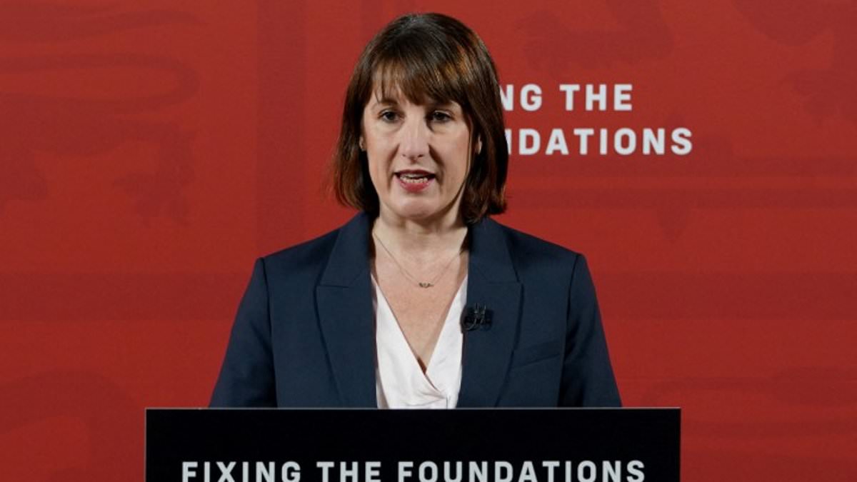 alert-–-labour-looks-to-ease-row-over-slashing-winter-fuel-payments-as-chancellor-rachel-reeves-urges-pensioners-not-to-miss-out-on-benefit-worth up-to-3,900-a-year