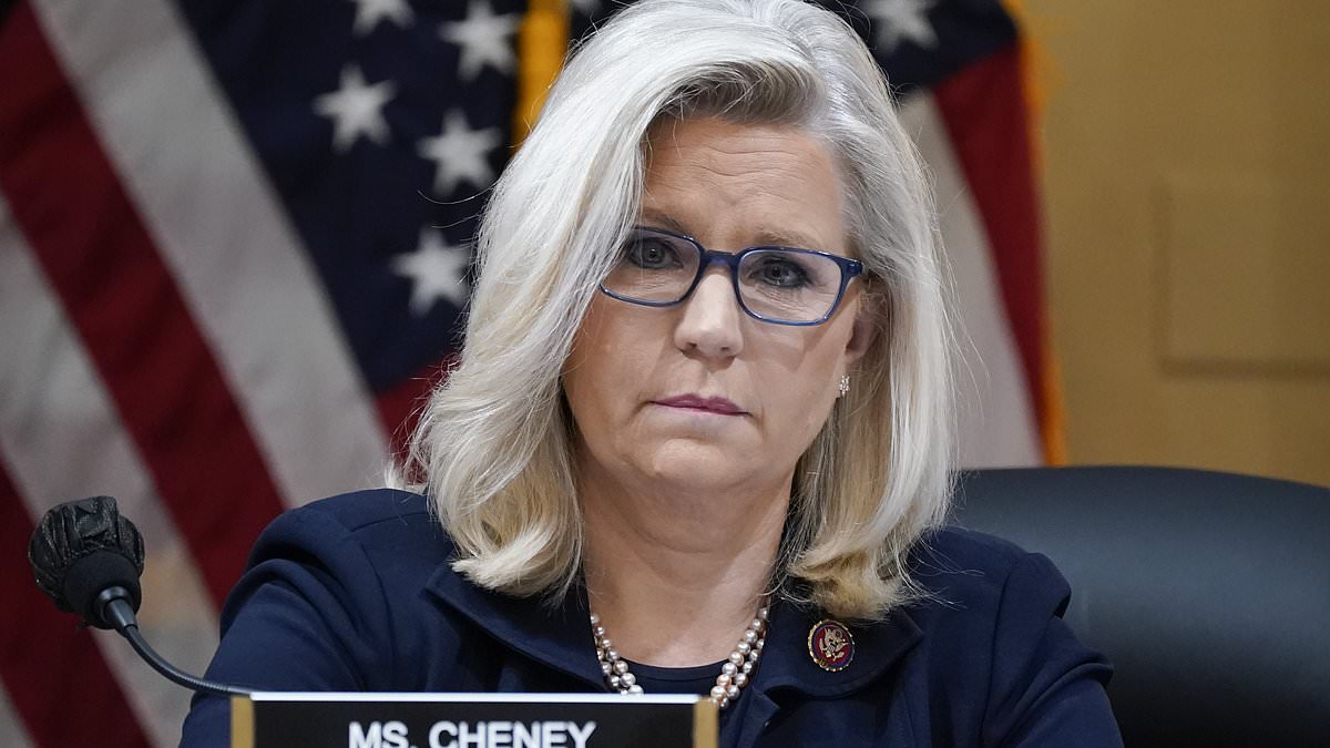 alert-–-republican-liz-cheney-reveals-she-is-voting-for-kamala-harris