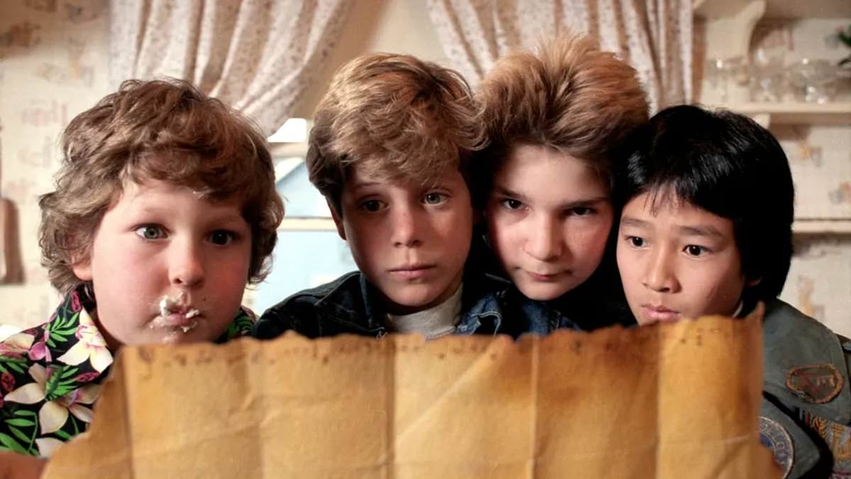 alert-–-hollywood-classic-the-goonies-‘given-the-green-light-for-a-sequel-40-years-after-the-original-–-with-its-star-studded-cast-set-to-return’