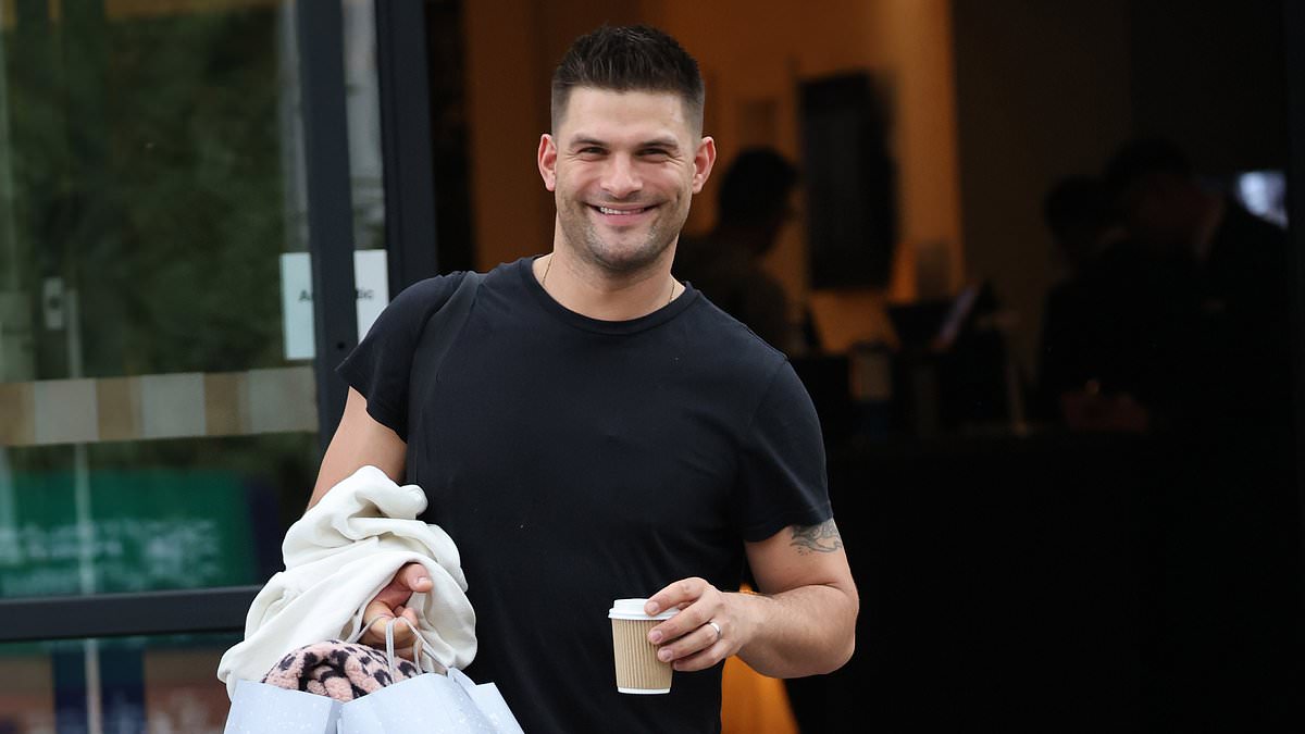 alert-–-strictly’s-aljaz-skorjanec-looks-in-good-spirits-as-he-and-wife-janette-manara-leave-their-hotel-–-amid-claims-cast-and-crew-are-‘furious’-he-has-returned