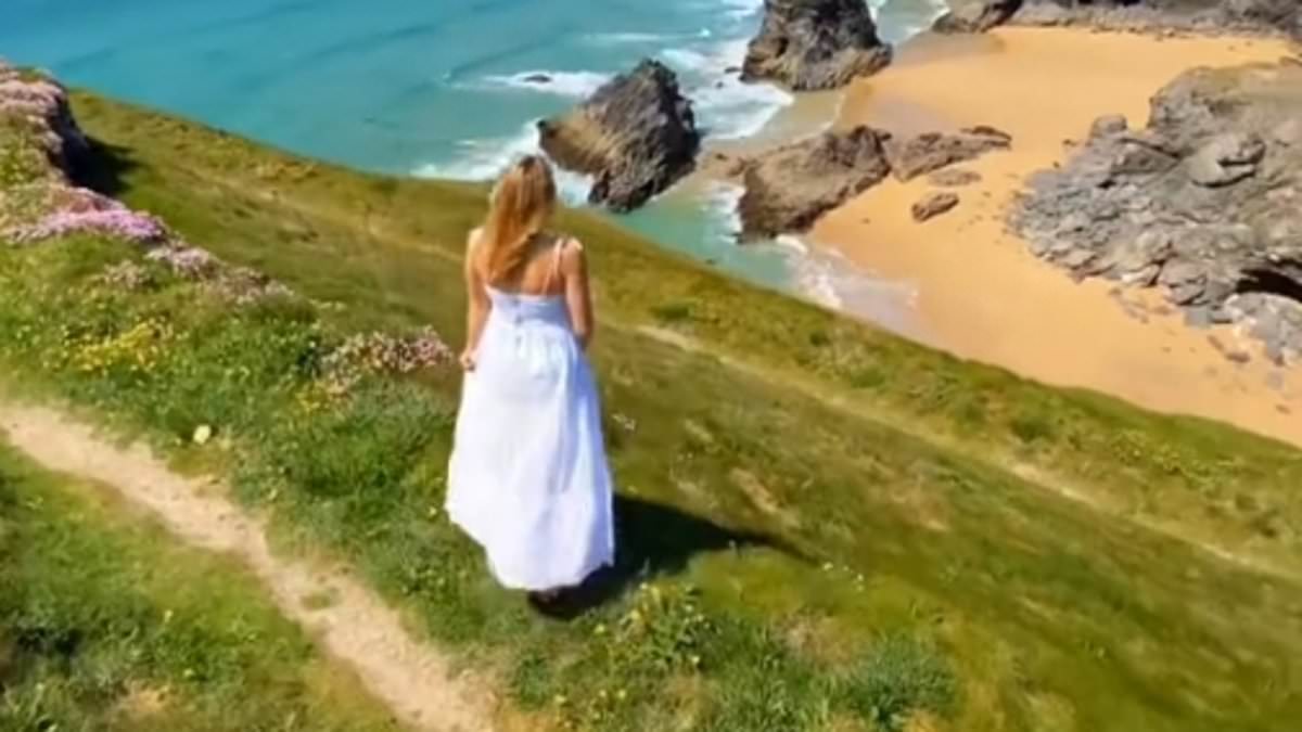 alert-–-‘vapid-influencers-love-it-–-but-we-don’t-want-them-here’:-cornwall-locals-reveal-they-can’t-stand-instagram-and-tiktokker-tourists-because-they-bring-‘the-wrong-people’-to-the-county