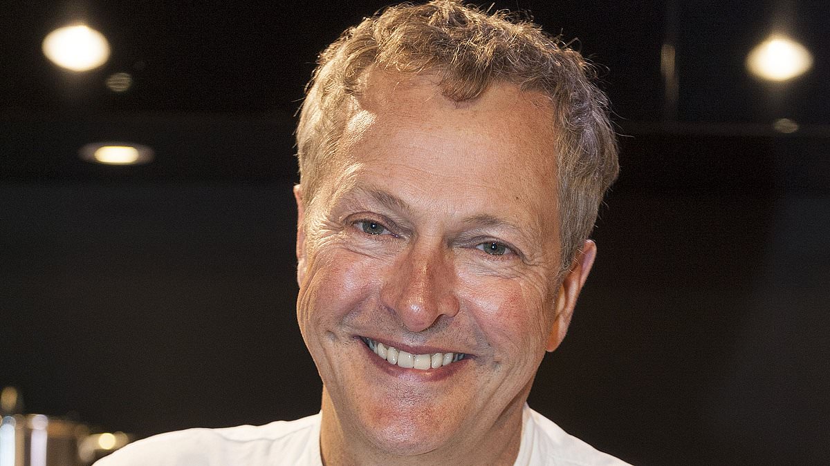 alert-–-celebrity-chef-nick-nairn-forced-to-close-his-showcase-restaurant-amid-growing-cost-of-living-crisis,-a-fire-and-vandals-targeting-the-premises