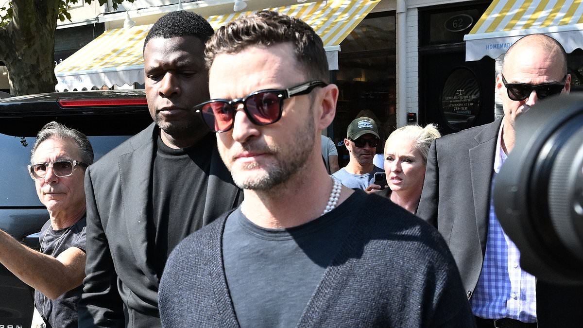 alert-–-justin-timberlake-arrives-in-sag-harbor-court-to-plead-guilty-to-dwi