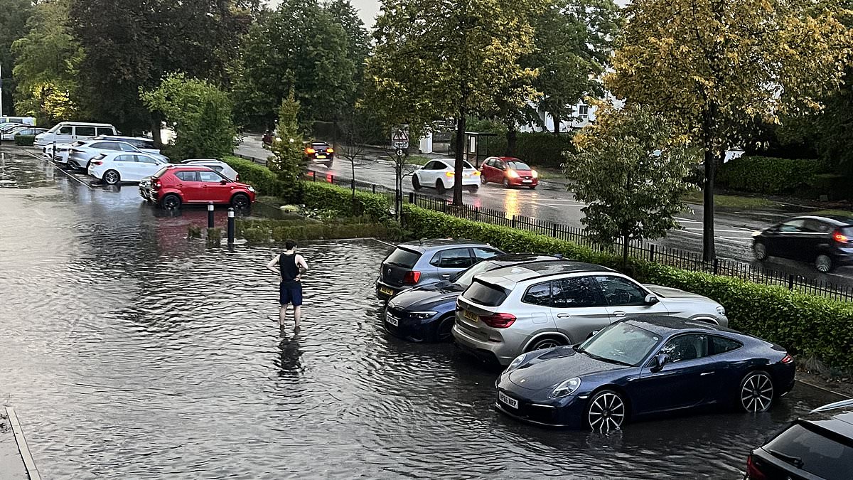 alert-–-britain-braces-for-a-weekend-of-heavy-storms-and-flooding-–-as-met-office-issues-yellow-weather-warning