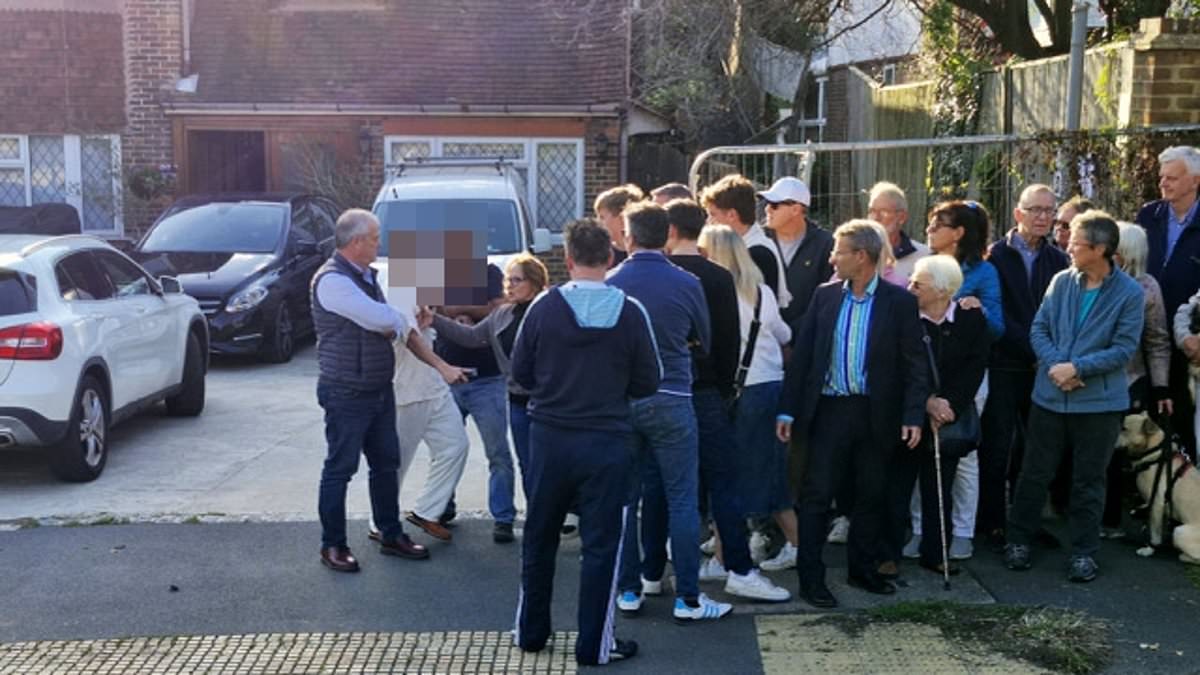 alert-–-‘it’s-like-living-in-a-warzone!’-fury-on-leafy-sussex-street-after-man-blocks-off-public-footpath-and-refuses-to-let-neighbours-go-near-it