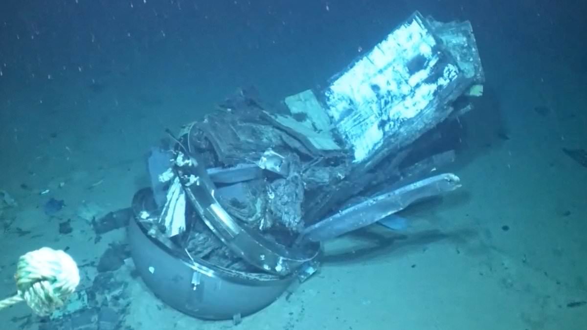 alert-–-i-went-on-a-terrifying-trip-on-the-doomed-titan-submarine-and-knew-it-was-a-timebomb-and-the-ceo-was-a-cowboy:-one-of-the-last-passengers-tells-what-it-was-really-like-underwater