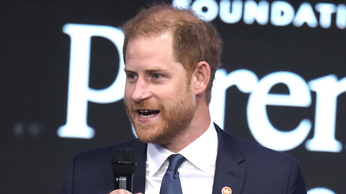 alert-–-prince-harry-spotted-at-grungy-nyc-tattoo-parlor