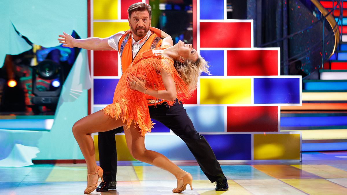 alert-–-strictly-come-dancing-star-nick-knowles-shares-health-update-hours-before-the-show-after-his-fate-in-the-competition-was-revealed