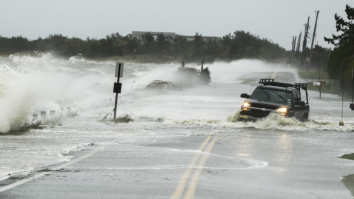 alert-–-as-hurricane-helene-wreaks-havoc,-terrifying-new-book-warns-of-impending-mega-storm-that-could-kill-40,000