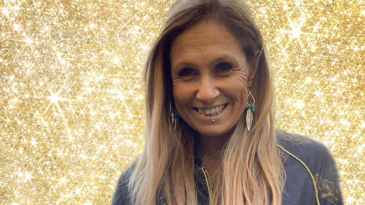 alert-–-kasey-chambers,-48,-reveals-humiliating-moment-she-was-told-she-needed-botox-–-and-why-she-refuses-to-get-cosmetic-work-done