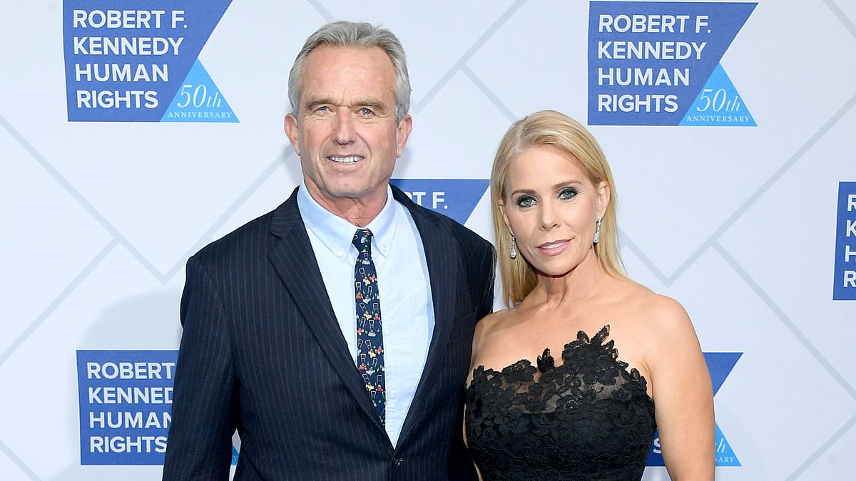 alert-–-cheryl-hines-is-‘considering-filing-for-divorce-from-rfk-jr.’-after-olivia-nuzzi-sexting-scandal-–-and-had-believed-her-husband-‘had-his-sex-demons-under-control’