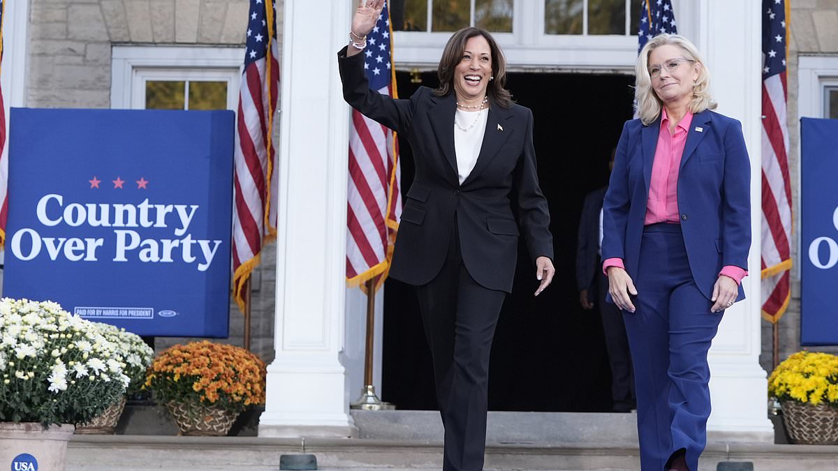 alert-–-republican-liz-cheney-calls-trump-‘depraved’-and-mocks-his-‘spray-tanning’-as-she-campaigns-for-kamala-harris