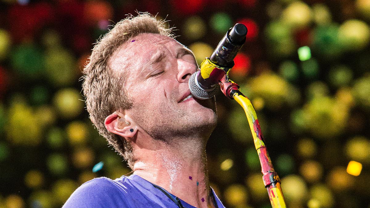 alert-–-fans-go-wild-for-coldplay’s-latest-record-moon-music-as-they-proclaim-it-‘one-of-the-band’s-best-albums’