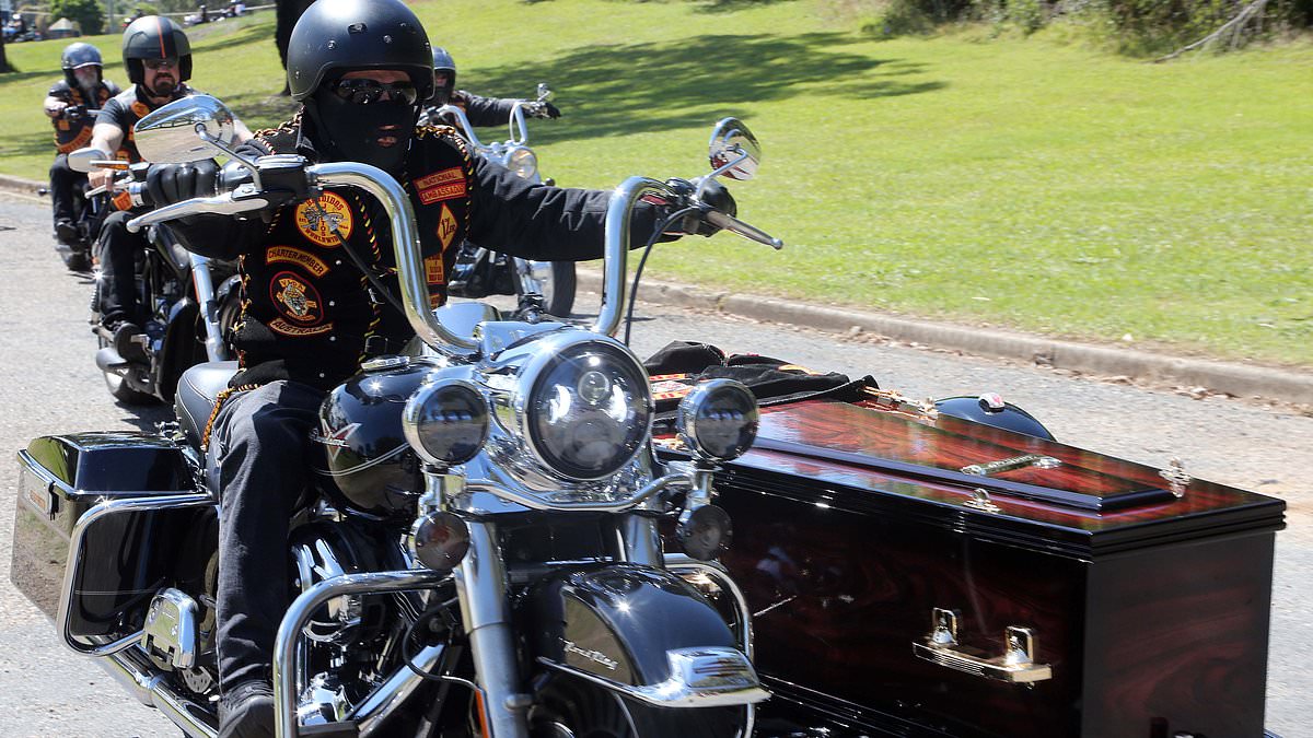 alert-–-hundreds-of-bandidos-bikies-attend-funeral-of-slain-president-peter-martin-after-he-crashed-while-riding-his-harley-davidson-–-as-his-body-arrives-in-a-motorcycle-sidecar-at-the-service