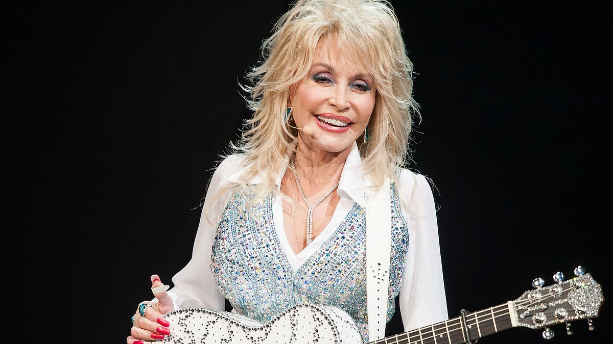 alert-–-dolly-parton-makes-$1-million-donation-to-hurricane-helene-relief-efforts:-‘these-are-my-people’