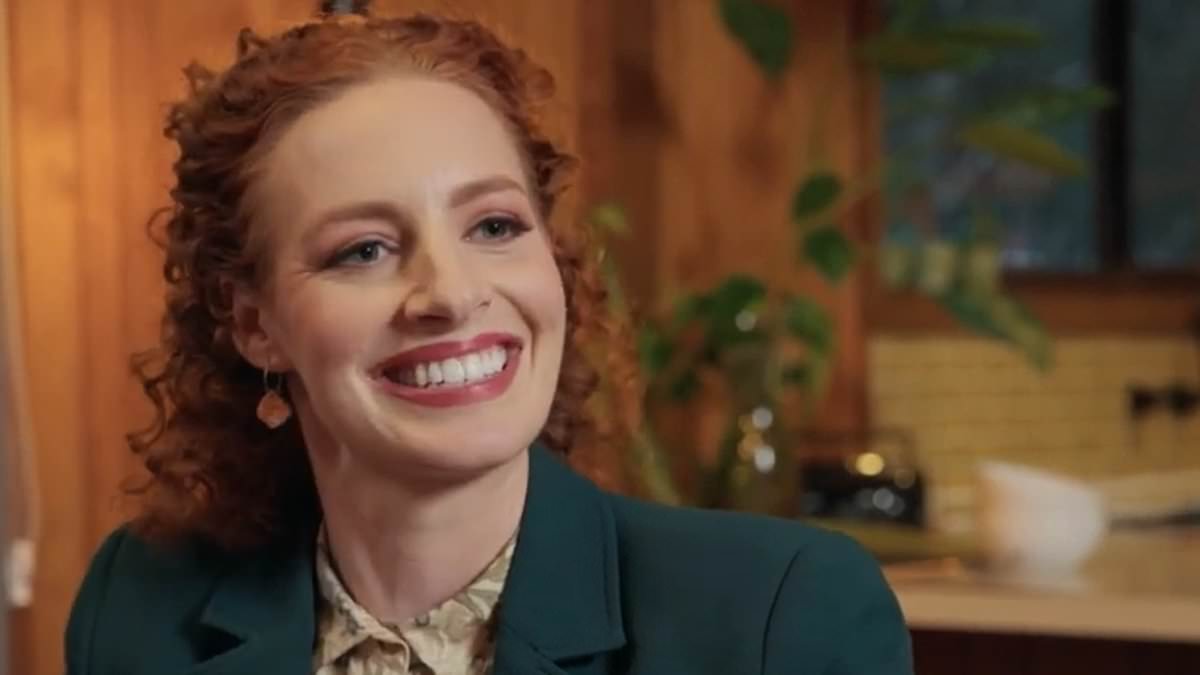 alert-–-former-yellow-wiggle-emma-watkins’-surprise-new-career-revealed