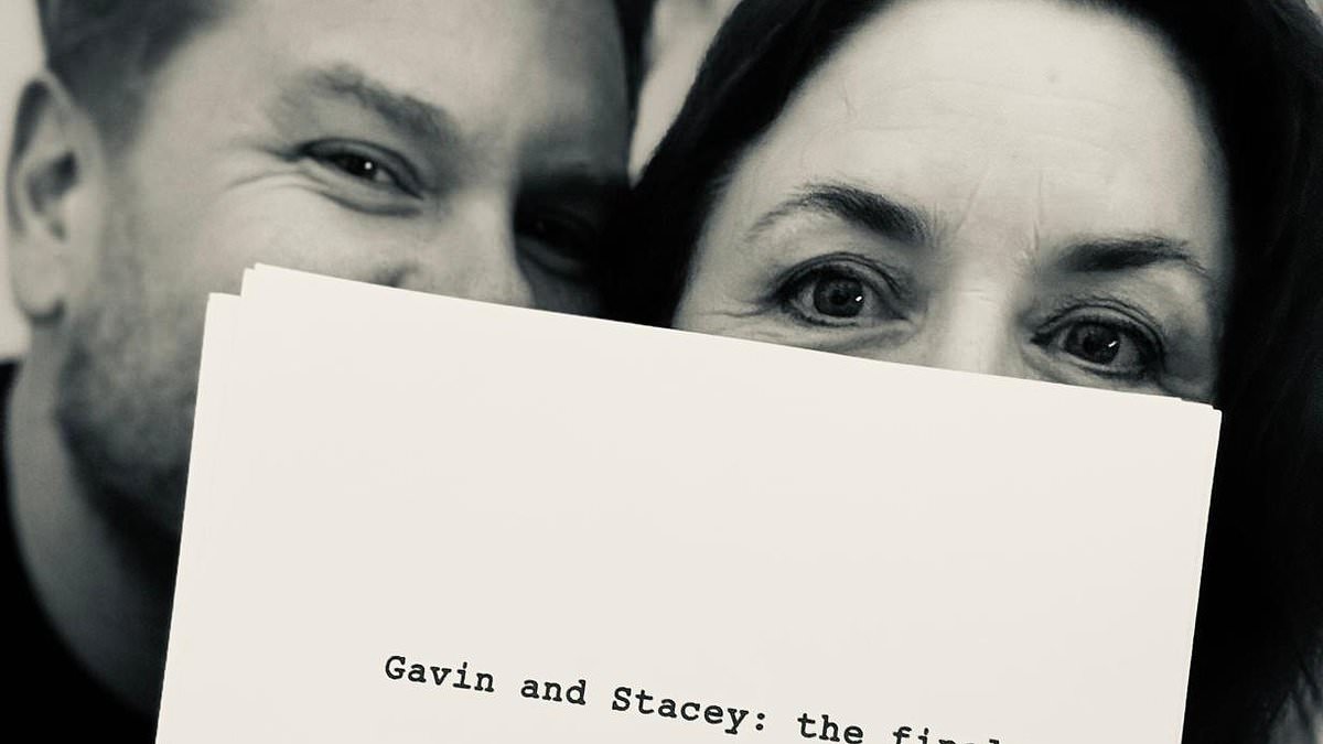 alert-–-gavin-and-stacey-finale-has-wrapped!-bbc-reveal-filming-for-comedy’s-last-ever-episode-has-concluded-amid-speculation-over-that-wedding