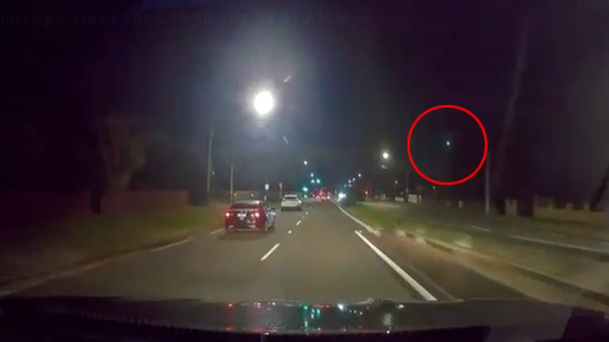 alert-–-hundreds-of-australians-spot-‘giant-fireball’-shooting-from-the-sky