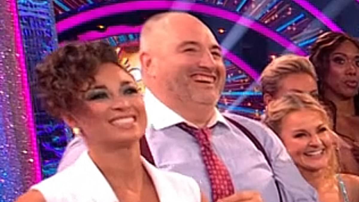 alert-–-strictly-come-dancing’s-wynne-evans-breaks-silence-over-reaction-to-‘hand-incident’-with-pro-partner-katya-jones