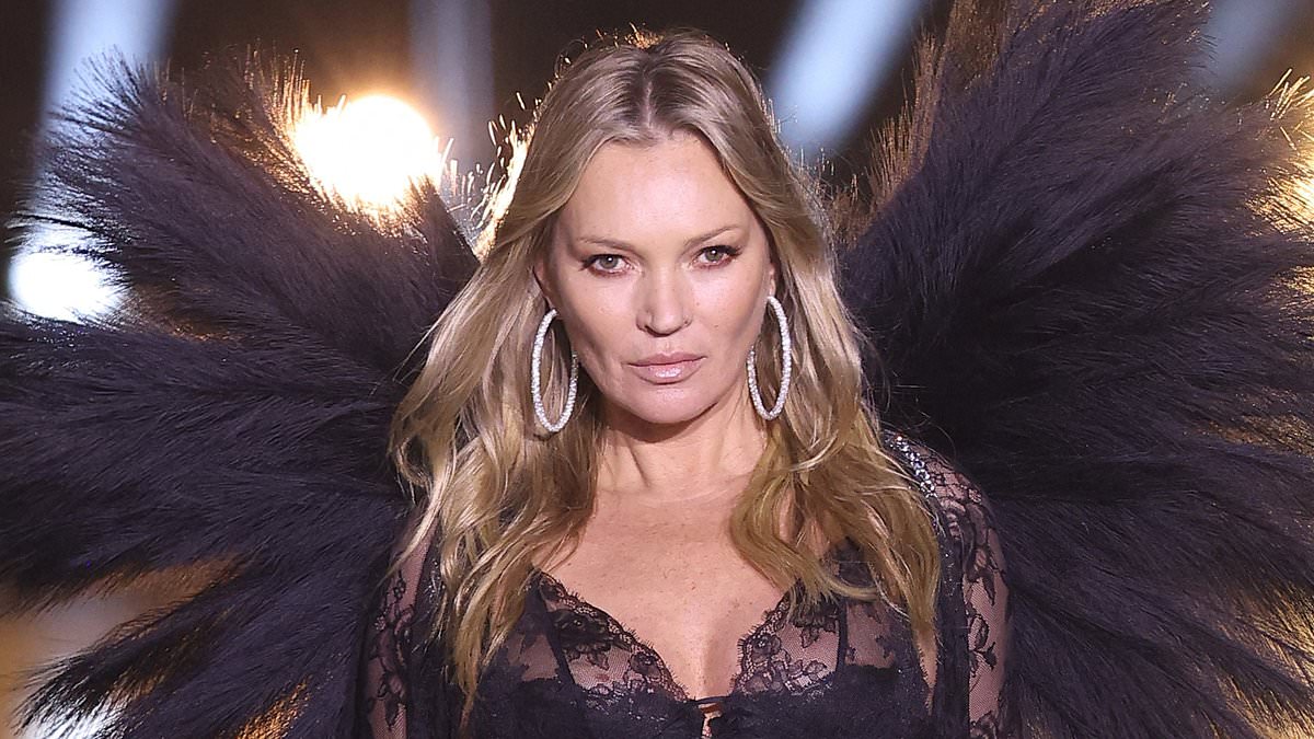 alert-–-kate-moss,-50,-makes-surprise-victoria’s-secret-fashion-show-debut-in-lacy-black-lingerie-as-she-makes-unexpected-return-to-the-runway