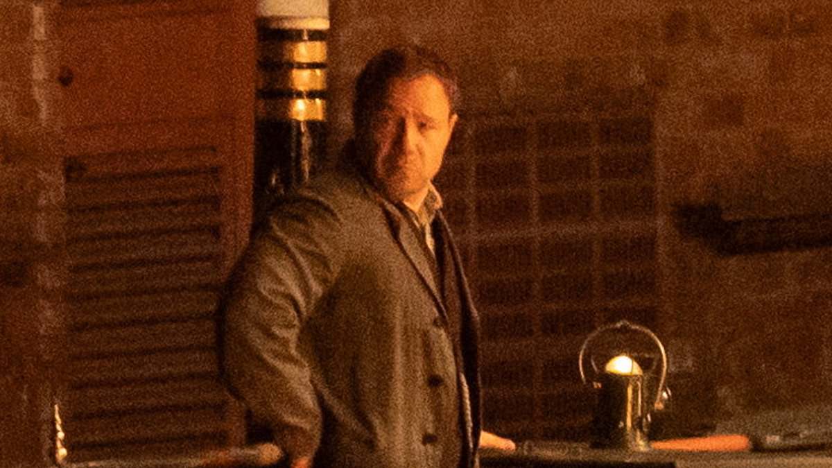 alert-–-peaky-blinders-first-look:-stephen-graham-returns-as-hayden-stagg-for-feature-length-instalment-of-hit-show-–-hours-after-cillian-murphy-was-spotted-filming-scenes-in-birmingham